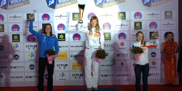 podium f v